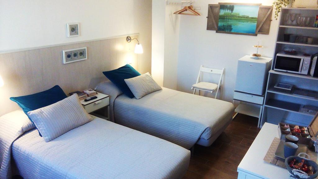 La Casa Delle Betulle Bed & Breakfast Кардано ал Кампо Стая снимка