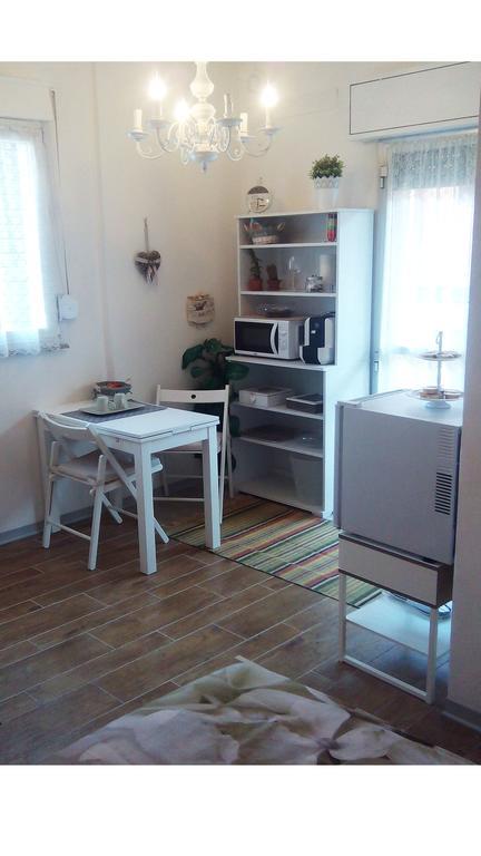 La Casa Delle Betulle Bed & Breakfast Кардано ал Кампо Стая снимка